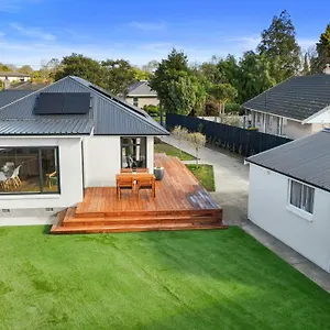 Private, Family-friendly Home, 4br By Airport & Free Parking Holiday home Christchurch
